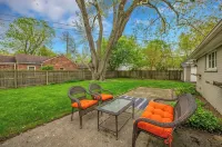 Elegant, Artsy Home in N. Royal Oak! - Homestays
