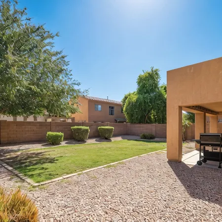 Spacious 6-bedroom 3 Bathroom Entire House in charming Gilbert Sleeps 12