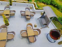 Yashasvi Himalayan resort - balcony