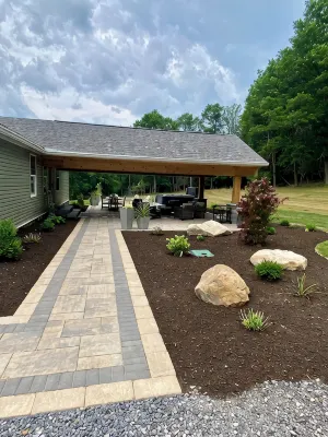 Modern cabin with hot tub, 60 acres with elk views, at the top of Winslow Hill - 4-Star