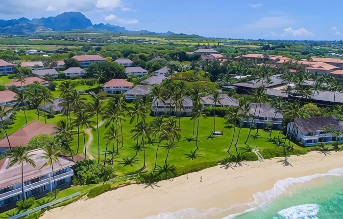 Kiahuna Paradise @ Poipu with 2  AC units Family size condo with patio