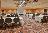 Holiday Inn Express & Suites SACRAMENTO NE CAL EXPO by IHG