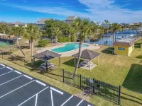 Dragonfly on the Canal with Golf Cart Included  Beginning 7/12/26 - Swimmingpools