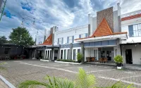 Ono's Hotel Cirebon - 2-Star