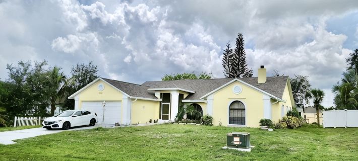 Heavenly Sunshine Hideaway- Spacious, Cozy, VERY Clean, and Quiet Community! Ξενοδοχεία στην πόλη Sebastian