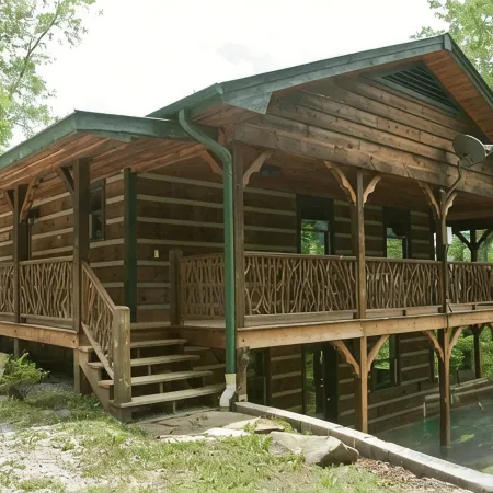 Come and enjoy Bryson City! Just minutes from NOC, Deep Creek, GSMNP, Fishing!!!