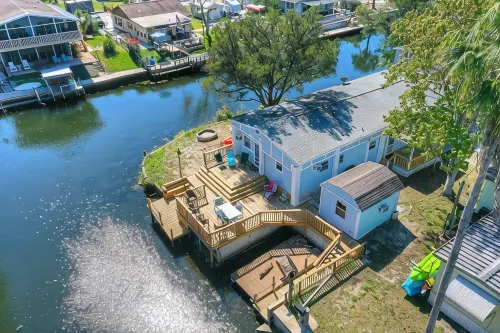4 Bedroom Farmhouse On The River 2 - 3성급