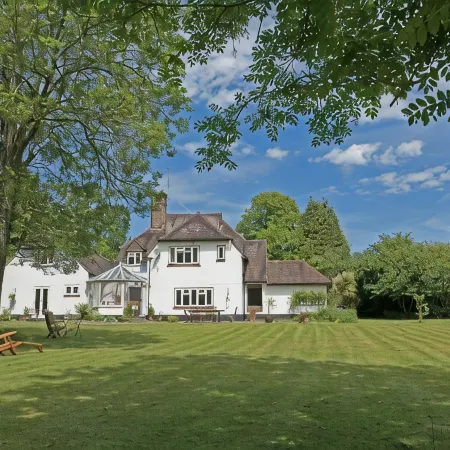 Woodacre B & B