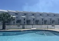 PRIVATE BEACH-You deserve this-Luxury ground-level 1-bedroom ON THE BEACH on 30A
