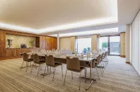 The Europe Hotel & Resort - บูติค