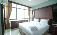 Homey 1Br Apartment at Aryaduta Residence Surabaya by Travelio -  Ferienwohnungen