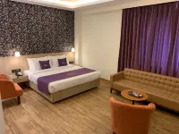 Midtown Grand فنادق في هيسار
