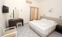 هوتل كاريتايدز