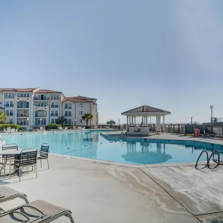 OCEANFRONT CONDO AMAZING VIEWS OF TOPSAIL BEACHES!