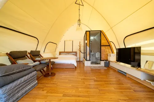 The Hill Glamping