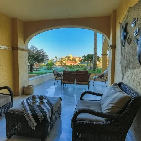 Las Mananitas-Awesome Luxury Beachside Condo in Cabo!