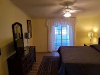 Beach House 5 Minute walk to beach - Balkon