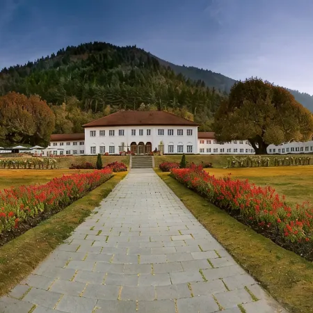 The LaLit Grand Palace Srinagar
