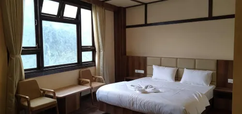Shambala Inn - 2 ดาว