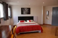 Maison d'hôtes Opanoramic - Bãi đậu xe