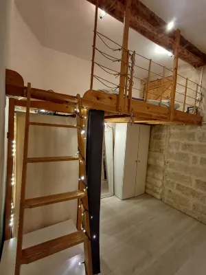 Appartement Cosy Cœur Historique de Montpellier - balcony