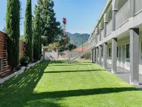 The Orchard Hotel Ukiah Wine Country Free Breakfast, Pool, & Hot Tub Hotels in Ukiah