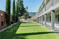 尤凱亞速 8 酒店（Super 8 By Wyndham Ukiah）