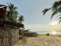 Wind Blend Kite Resort Hotels in Puttalam