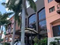 鞠樂麗海灘村 - 公寓 朱雷瑞海灘（Jurere Beach）附近的飯店
