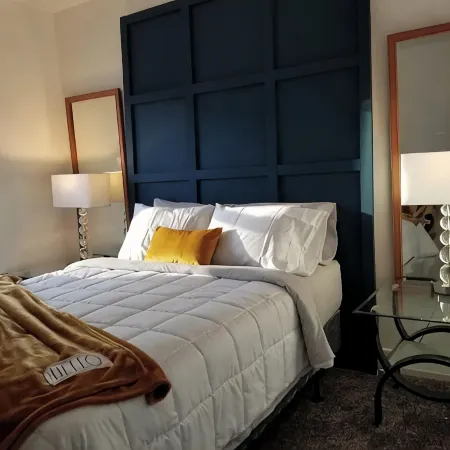 3-bedroom vacation home just a short walk to Lake Michigan