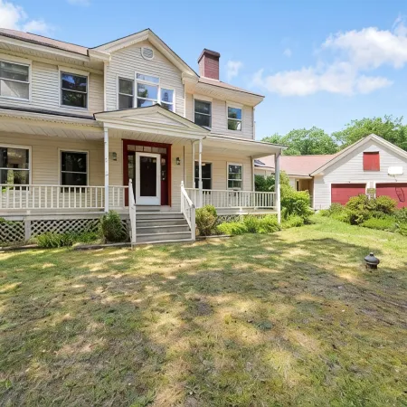 70 Private Acres+Sleeps 12+Fire Pit+Pet Friendly