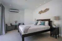 3-bedroom Villa in Noord, fully air-conditioned with private pool - Bungalows