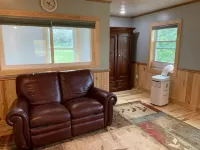 2 Valley View Family Farm Apartment