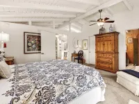 QUAINT MOUNTAIN COTTAGE-BREATH TAKING VIEWS-1.5 MILES TO DOWNTOWN WAYNESVILLE - 4-Star