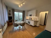 bright apartment with parking very near Thonon center of Spa - Apartments