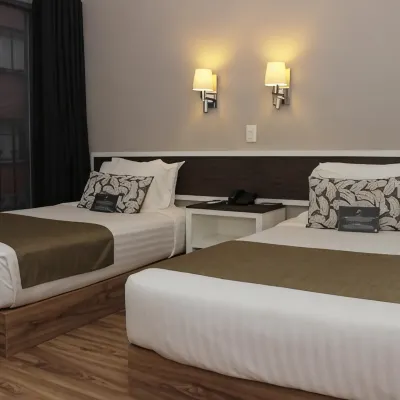 Hotel Plaza Revolución โรงแรมใกล้อนุสาวรีย์แห่งการปฏิวัติ เม็กซิโกซิตี้