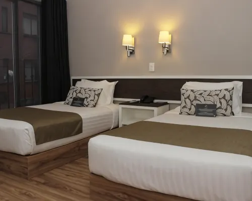 Hotel Plaza Revolución โรงแรมใกล้อนุสาวรีย์แห่งการปฏิวัติ เม็กซิโกซิตี้