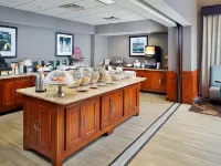 Hampton Inn & Suites Mansfield Hotels in Mansfield