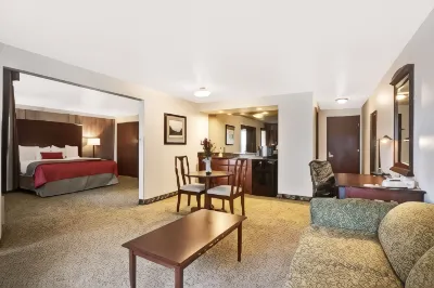 Ramada by Wyndham Tukwila Southcenter Hotels in King County