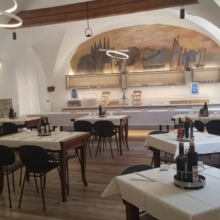 Hotel Pace Отели в г. Брендзоне