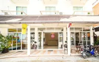 Chaba Place Hotels near Klai Kangwon Palace