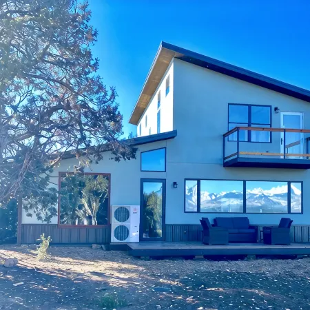 Brand New Magical Modern Home by Mesa Verde Park with Scenic Mountain Views