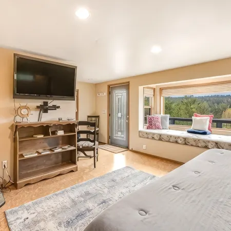 Deer Harbor Cottages