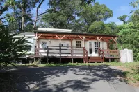 PANORAMA Ocean View Cottage - Mountain view