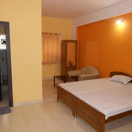 Hotel Arham Inn
