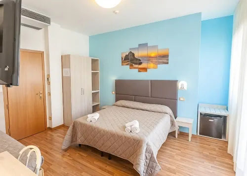 Hotel Monica - Beach
