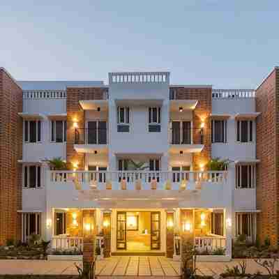 Bernardo's Lantia Hotel Hotel Exterior
