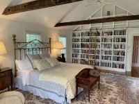Beautiful Historic Home - 3-Star