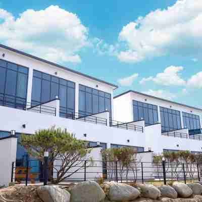 Goheung Geogeum Island Bed and Breakfast Hotel Exterior