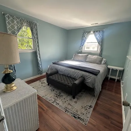 Cape May 4 Bed Pool Oasis,Dog Friendly, Sleeps 10, Outdoor shower + Firepit + EV